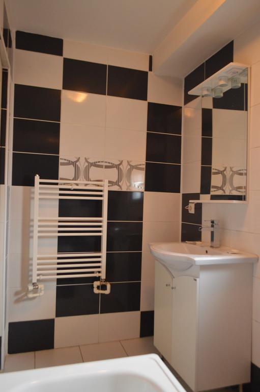 Csikos Apartment Клуж-Напока Екстериор снимка